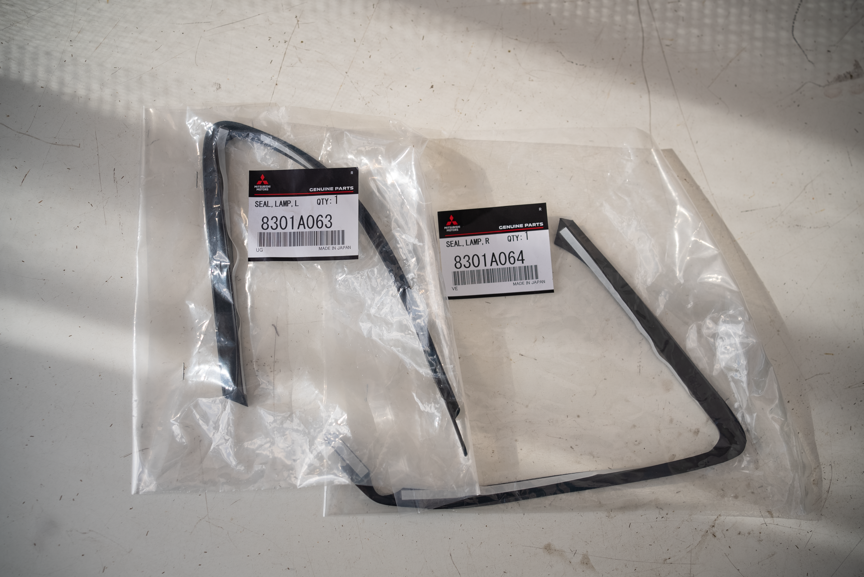 Evo 8/9 JDM Headlight Conversion Kit - Image 4